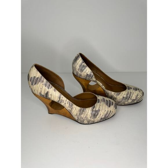 Schuler & Sons Anthropologie Women's Size 7M Snakeskin Cutout Wedge Heels - Picture 5 of 10